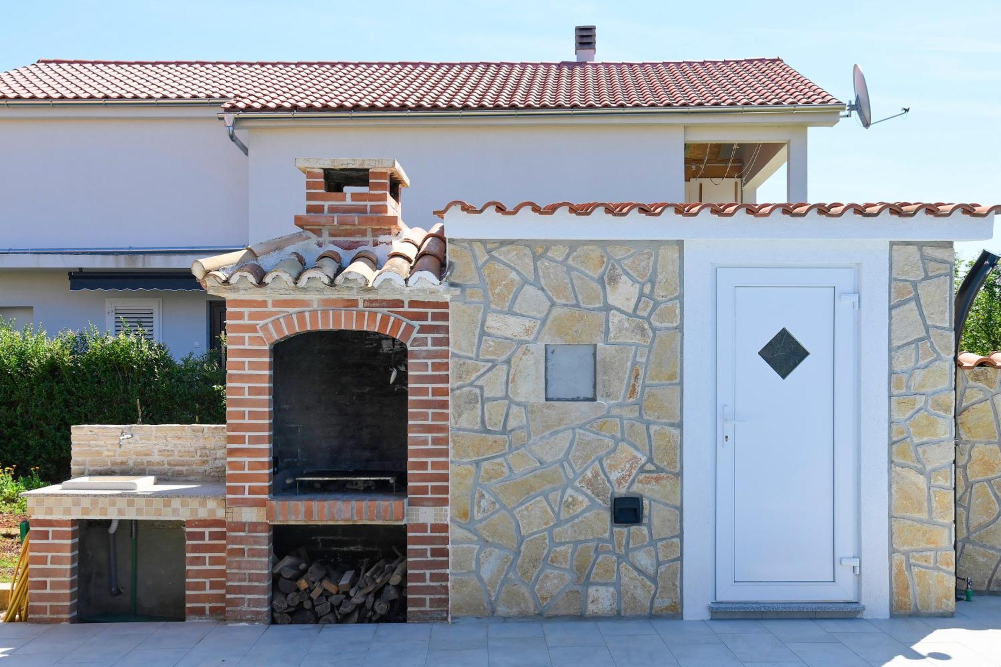 Vacation House Ulika Gabonjin Kültér fotó