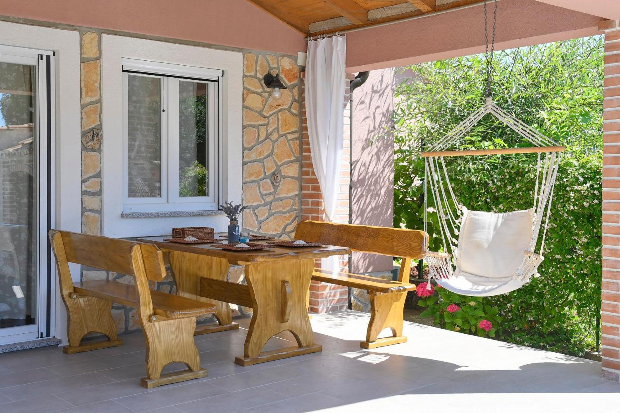 Vacation House Ulika Gabonjin Kültér fotó